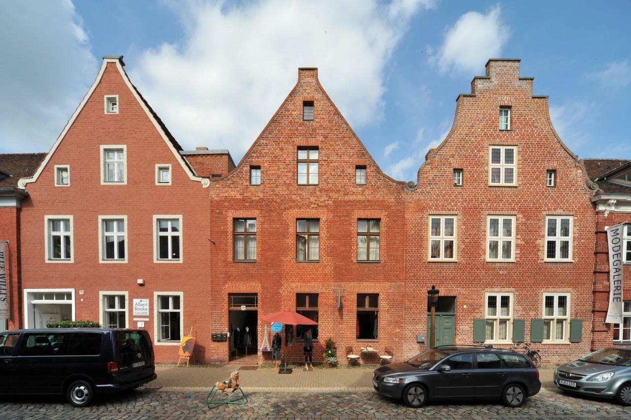 Apartmenthaus Im Hollaendischen Viertel Potsdam Exteriör bild